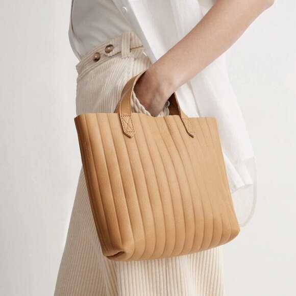 NEW Madewell The Mini Transport Crossbody Purse Bubble Pleat Edition Golden Oak - Picture 1 of 9